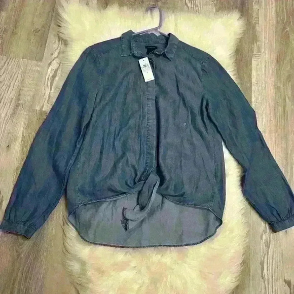 Ann Taylor factory chambray button down tie waist shirt size small - Picture 5 of 7